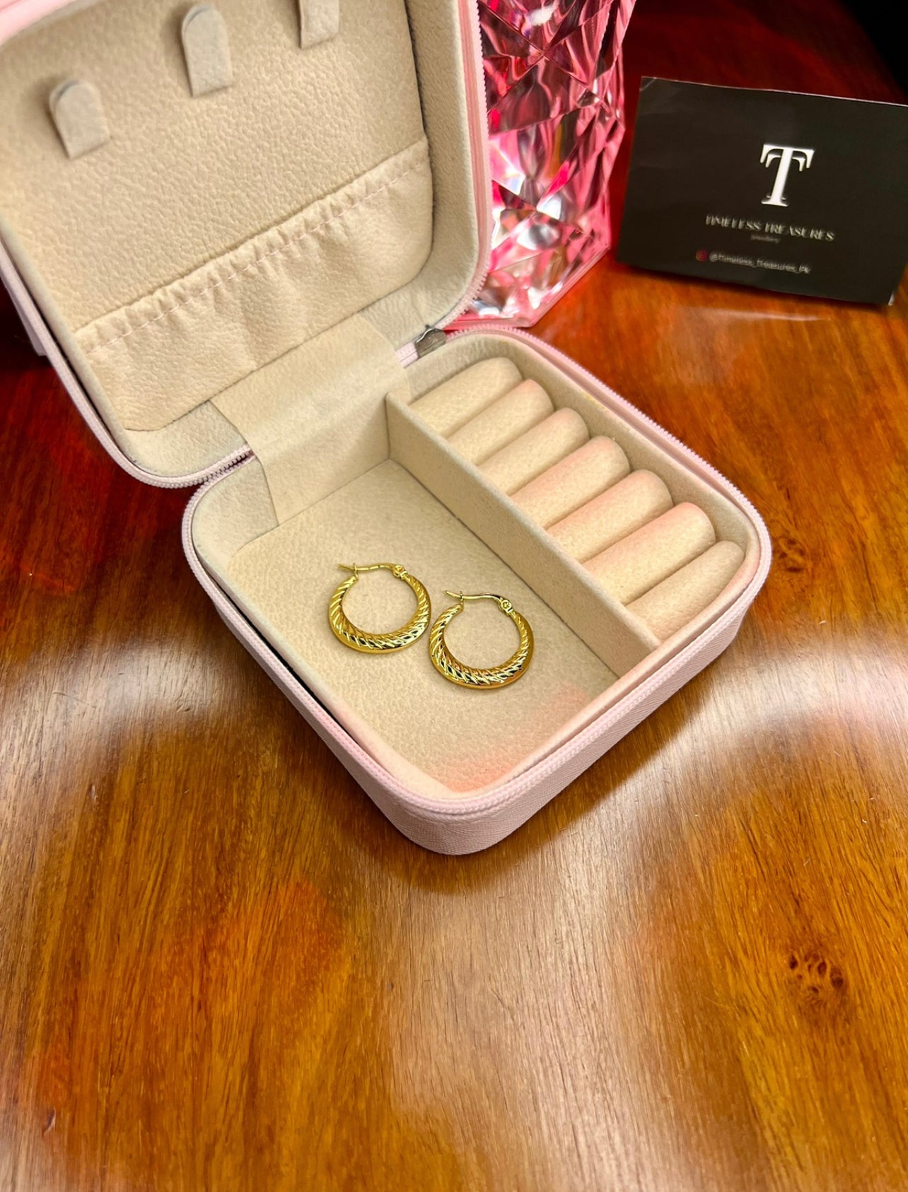 Premium Quality Stainless Steel 18k Twisted Lines Hoops