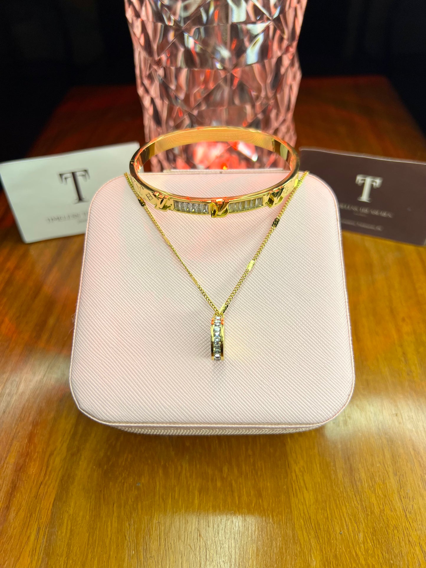 Premium Quality Stainless Steel 18k Lv Necklace Bracelet Set