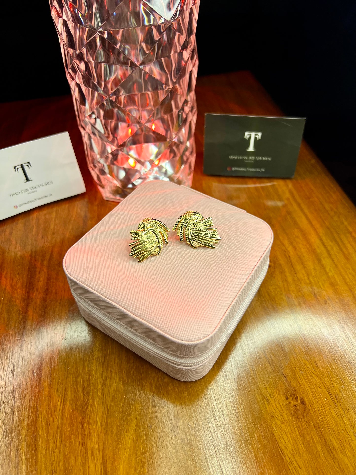 Premium Quality Stainless Steel 18k Fly Feather EarStuds