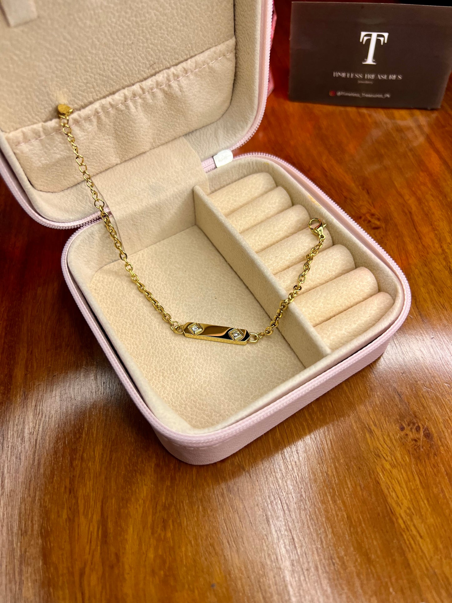 Premium Quality Stainless Steel 18k Gold Stone Bracelet