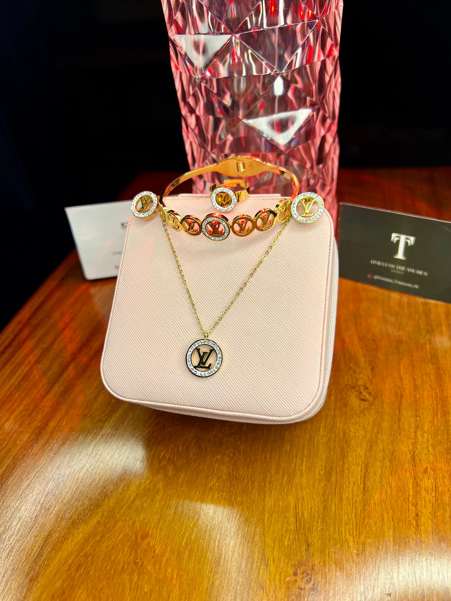 Premium Quality Stainless Steel 18k LV 4pc Complete Set