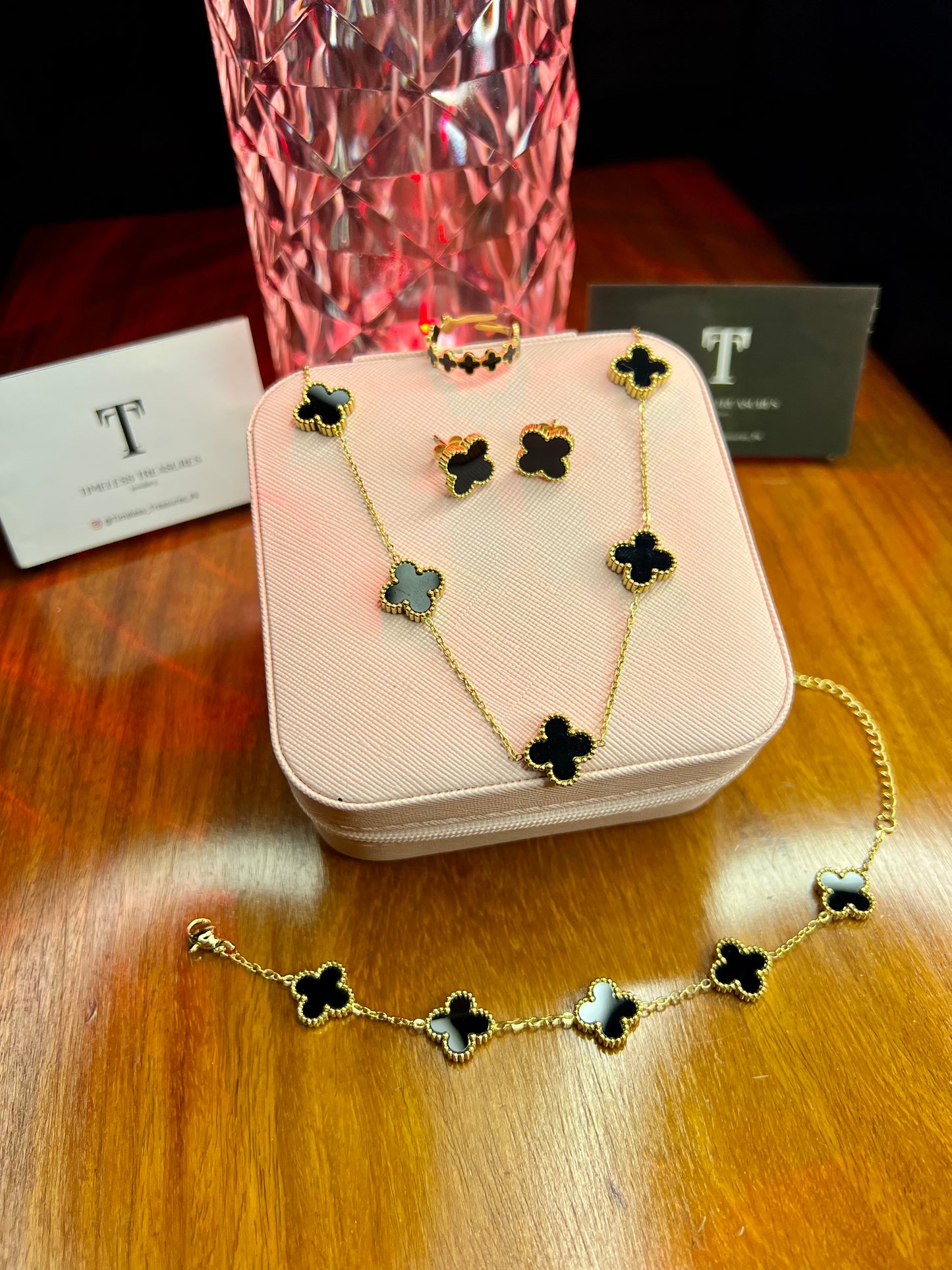 Premium Quality Stainless Steel 18k Black Clover 4pc Set