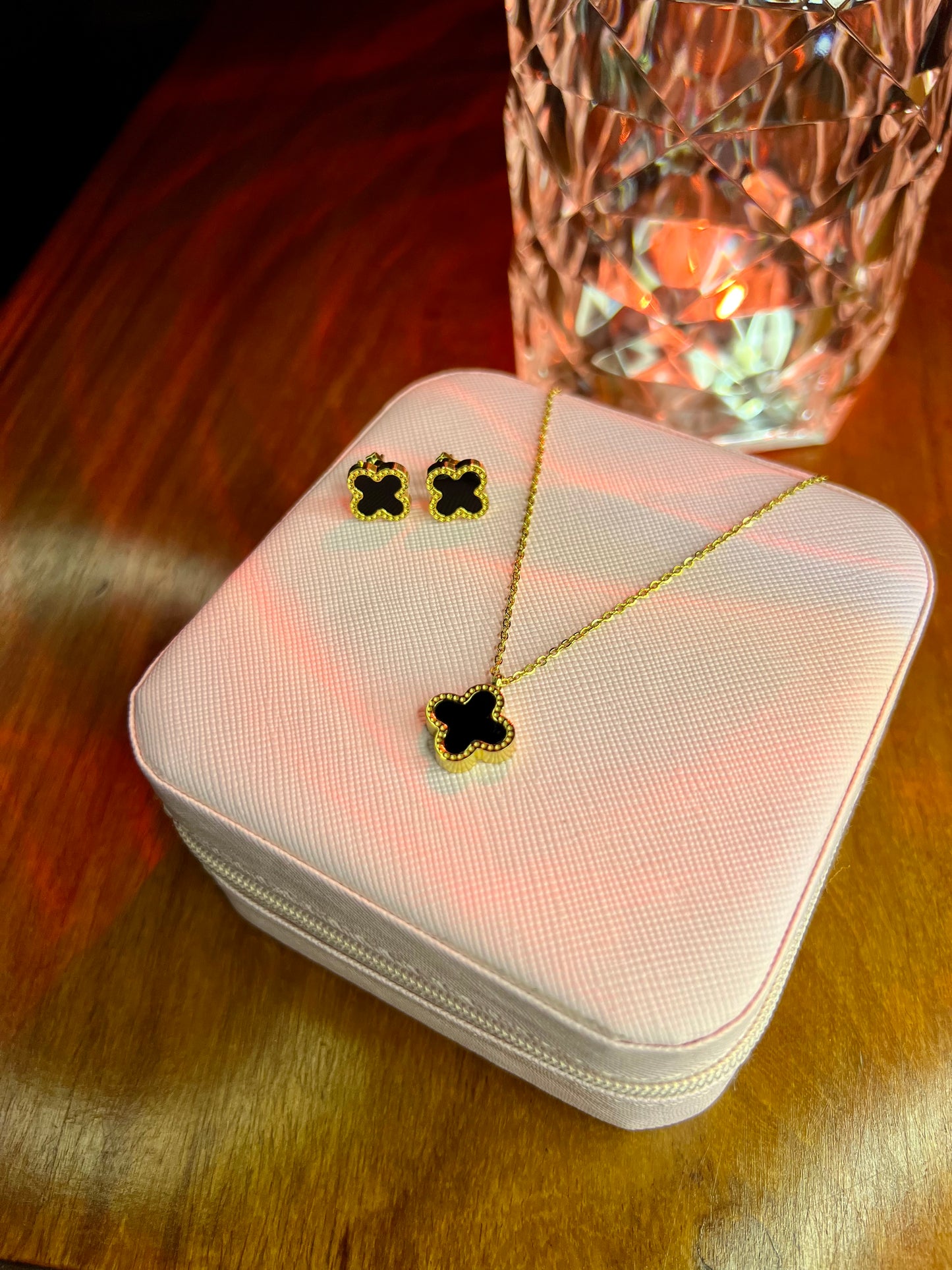 Premium Quality Stainless Steel 18k Black Clover Necklace Earring Set