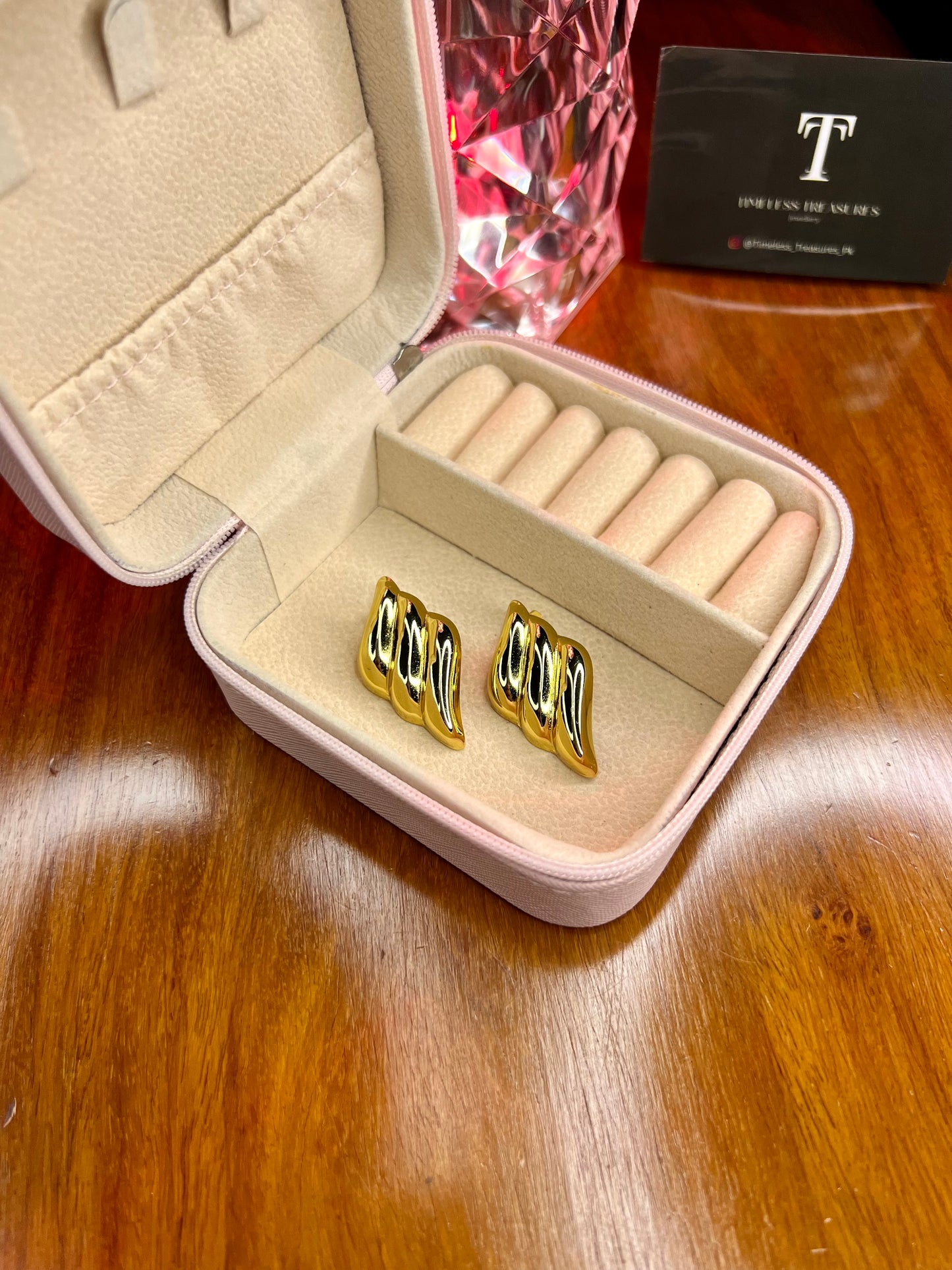 Premium Quality Stainless Steel 18k Auric Waves EarStuds