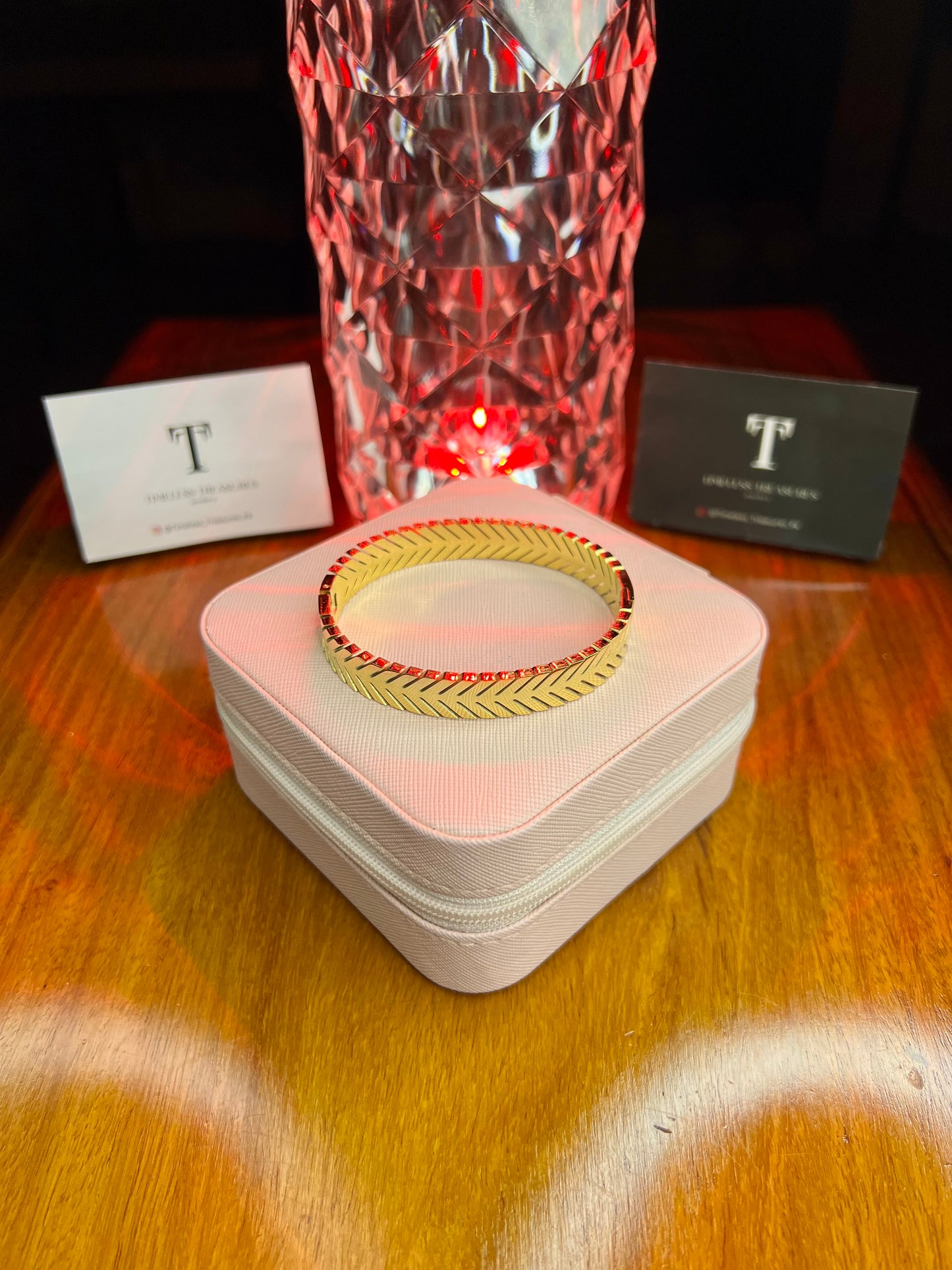 Premium Quality Stainless Steel 18k Chevron Gold Cuff