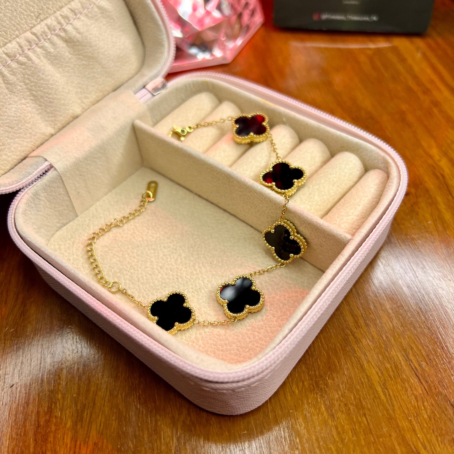 Premium Quality Stainless Steel 18k Black Clover 5 Motifs Bracelet (LargeSize)