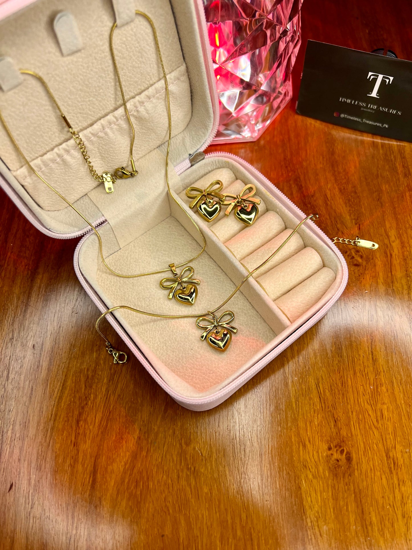 Premium Quality Stainless Steel 18k Golden Heart x Bow Luxury 3pc Set.