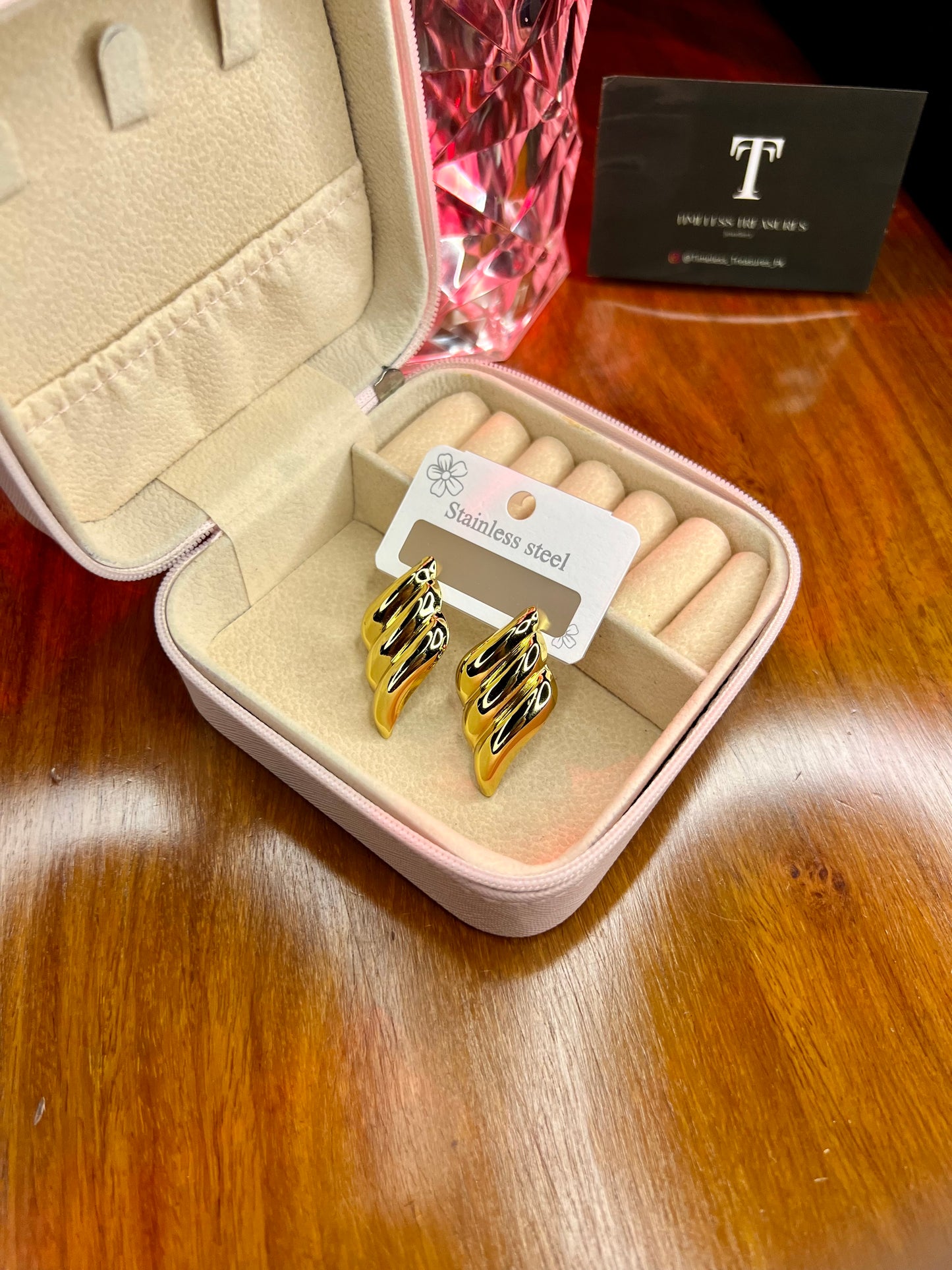 Premium Quality Stainless Steel 18k Auric Waves EarStuds