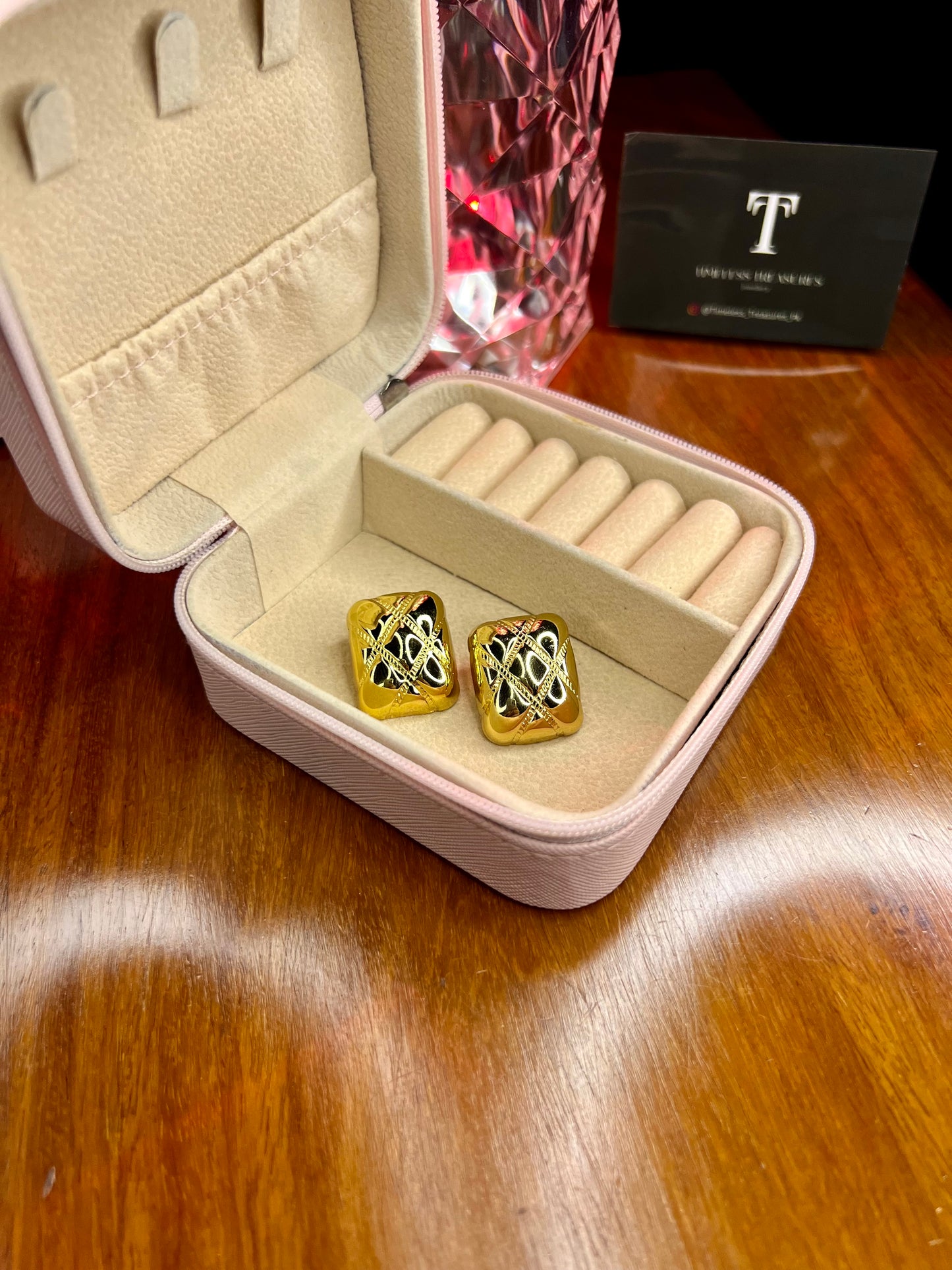 Premium Quality Stainless Steel 18k Golden Maze EarStuds