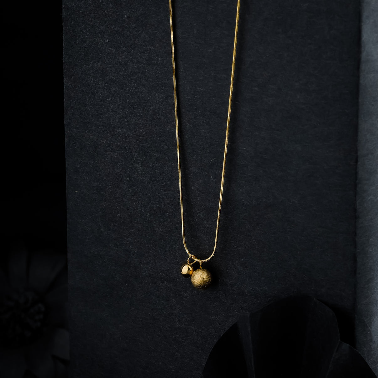 Premium Quality Stainless Steel 18k Shimmered Ball Gold Necklace