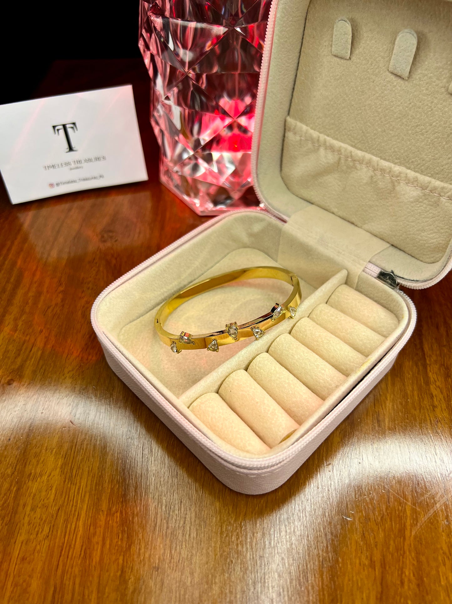 Premium Quality Stainless Steel 18k Diamond Dew Fall Handcuff