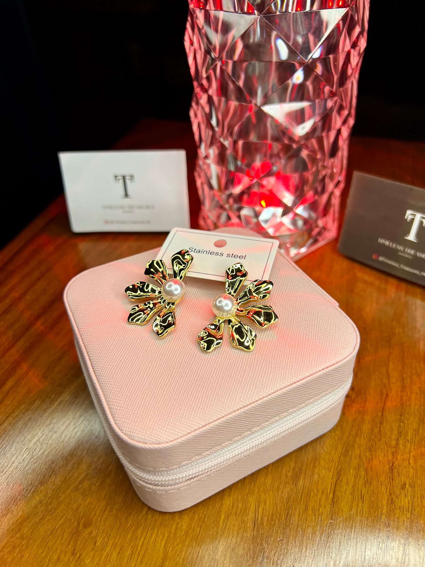 Premium Quality Stainless Steel 18k Sun Flower Pearl EarStuds