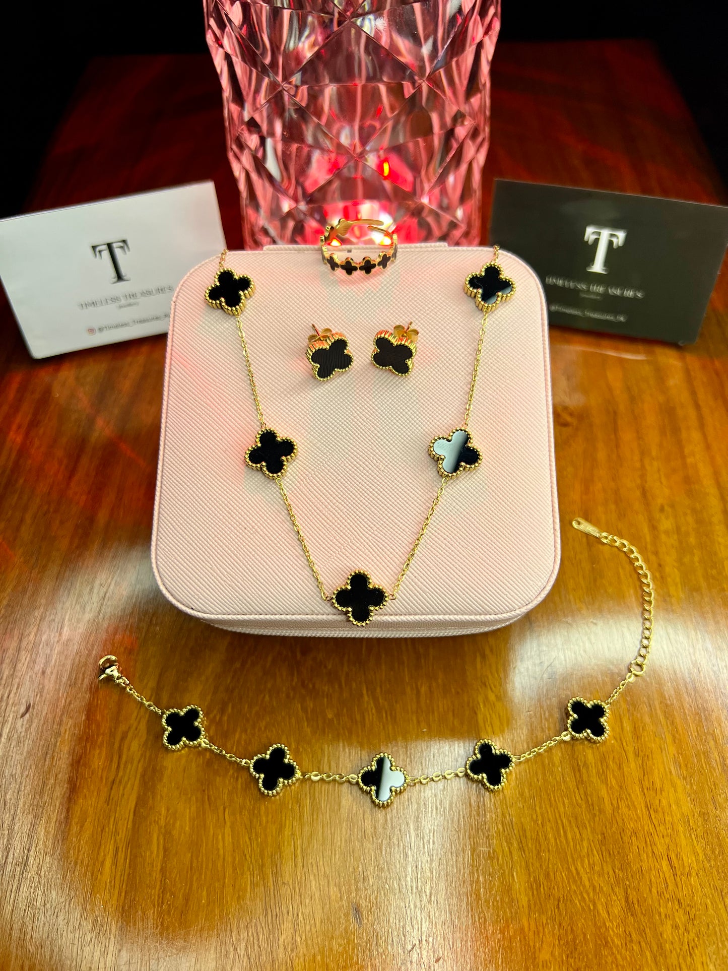 Premium Quality Stainless Steel 18k Black Clover 4pc Set
