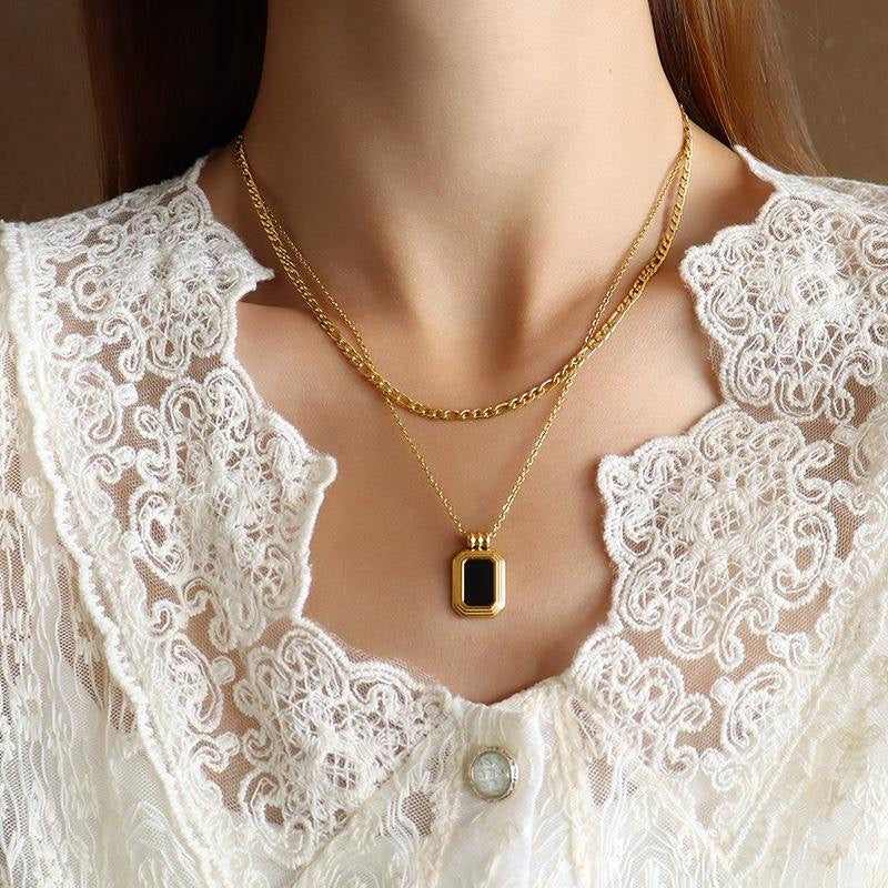 Premium Quality Stainless Steel 18k Double Chain Black Shell Necklace
