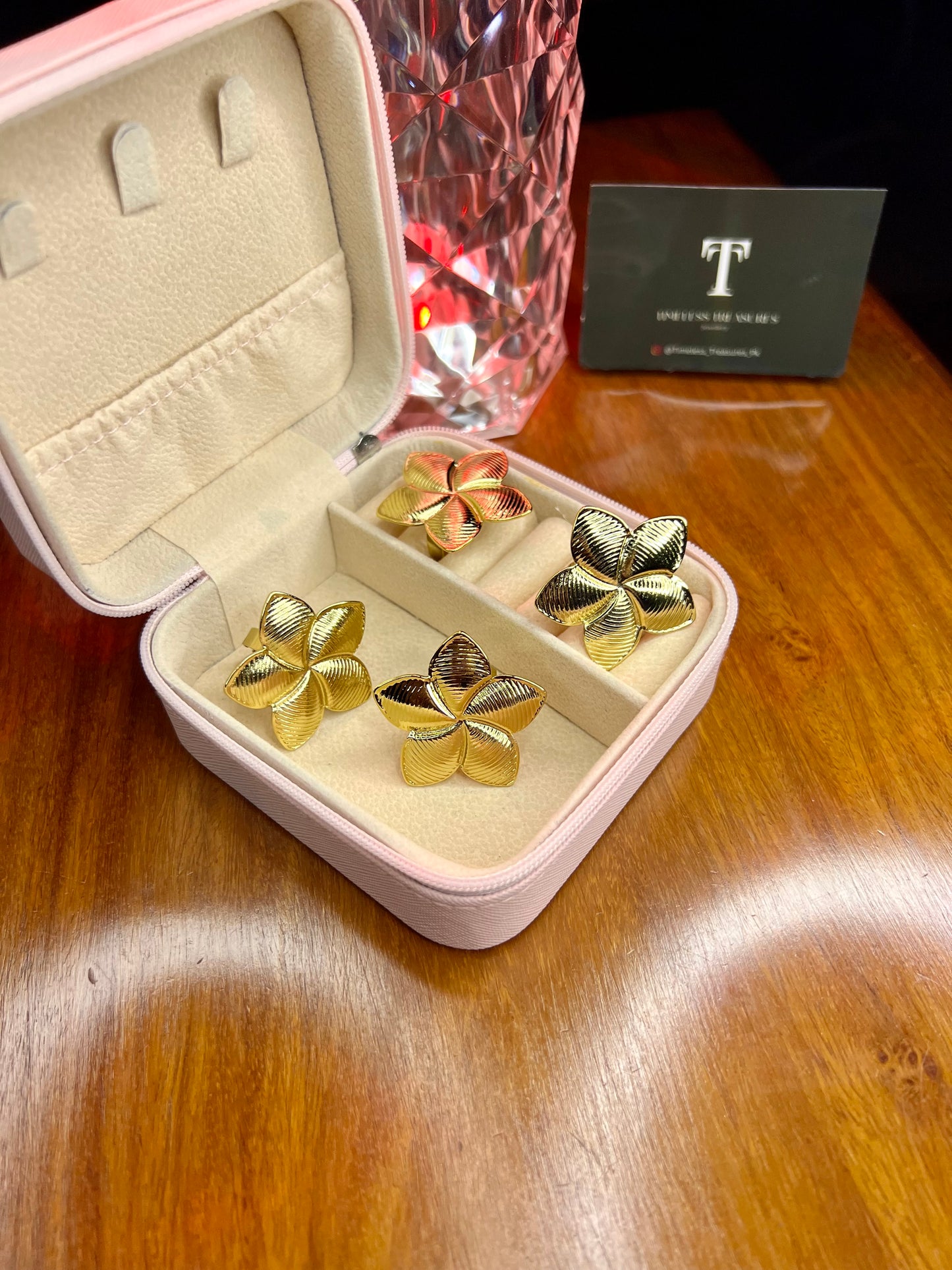 Premium Quality Stainless Steel 18k Large Flower