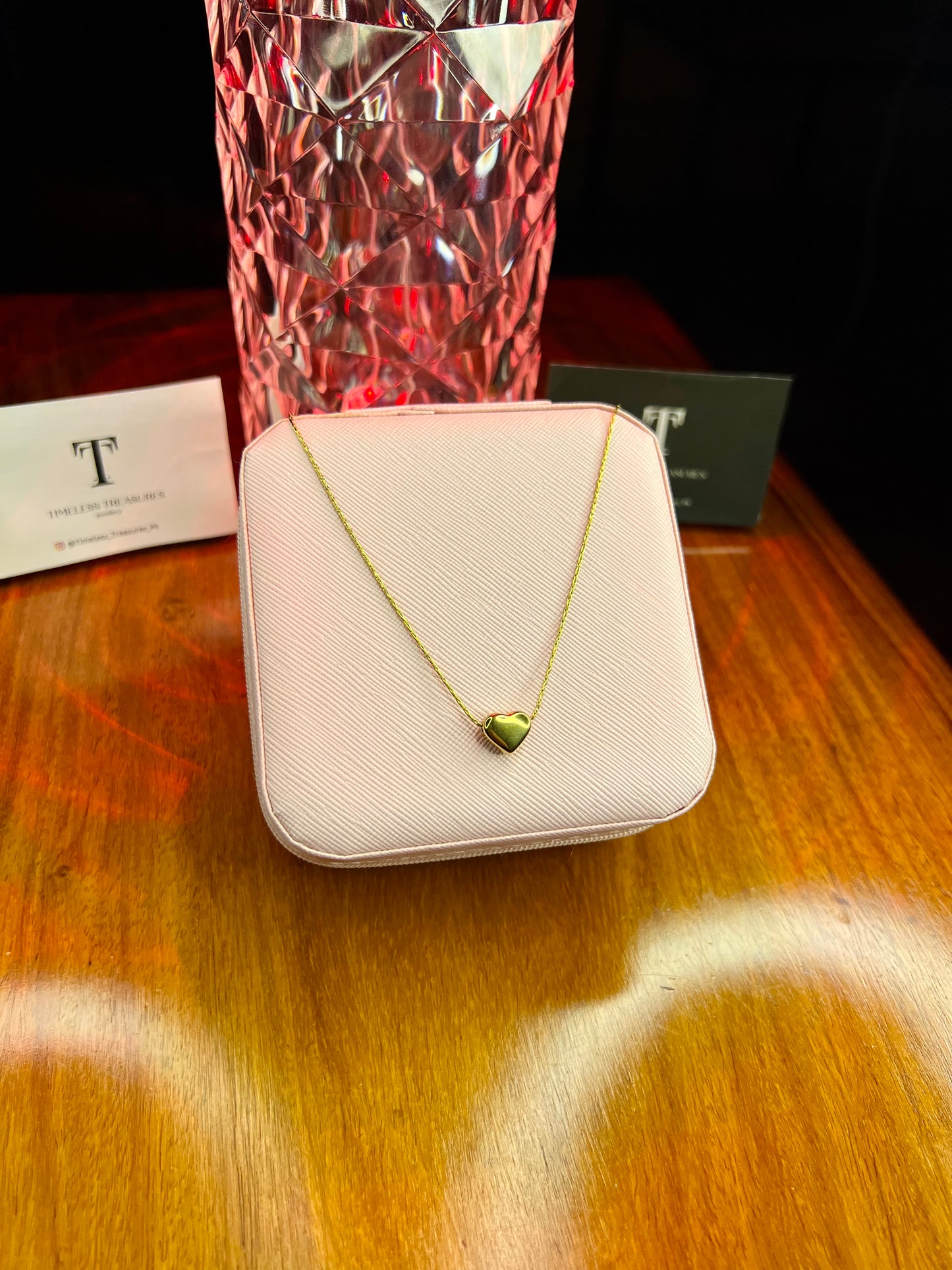 Premium Quality Stainless Steel 18k Retro Heart Necklace