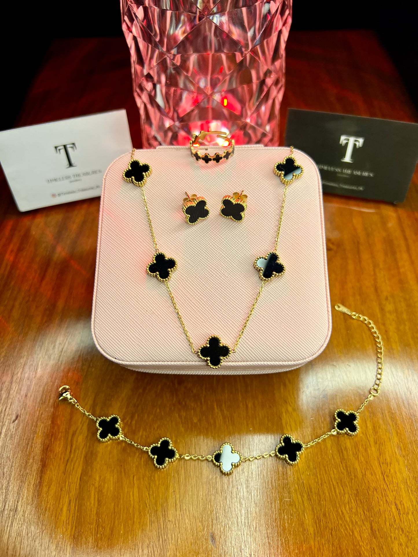 Premium Quality Stainless Steel 18k Black Clover 4pc Set