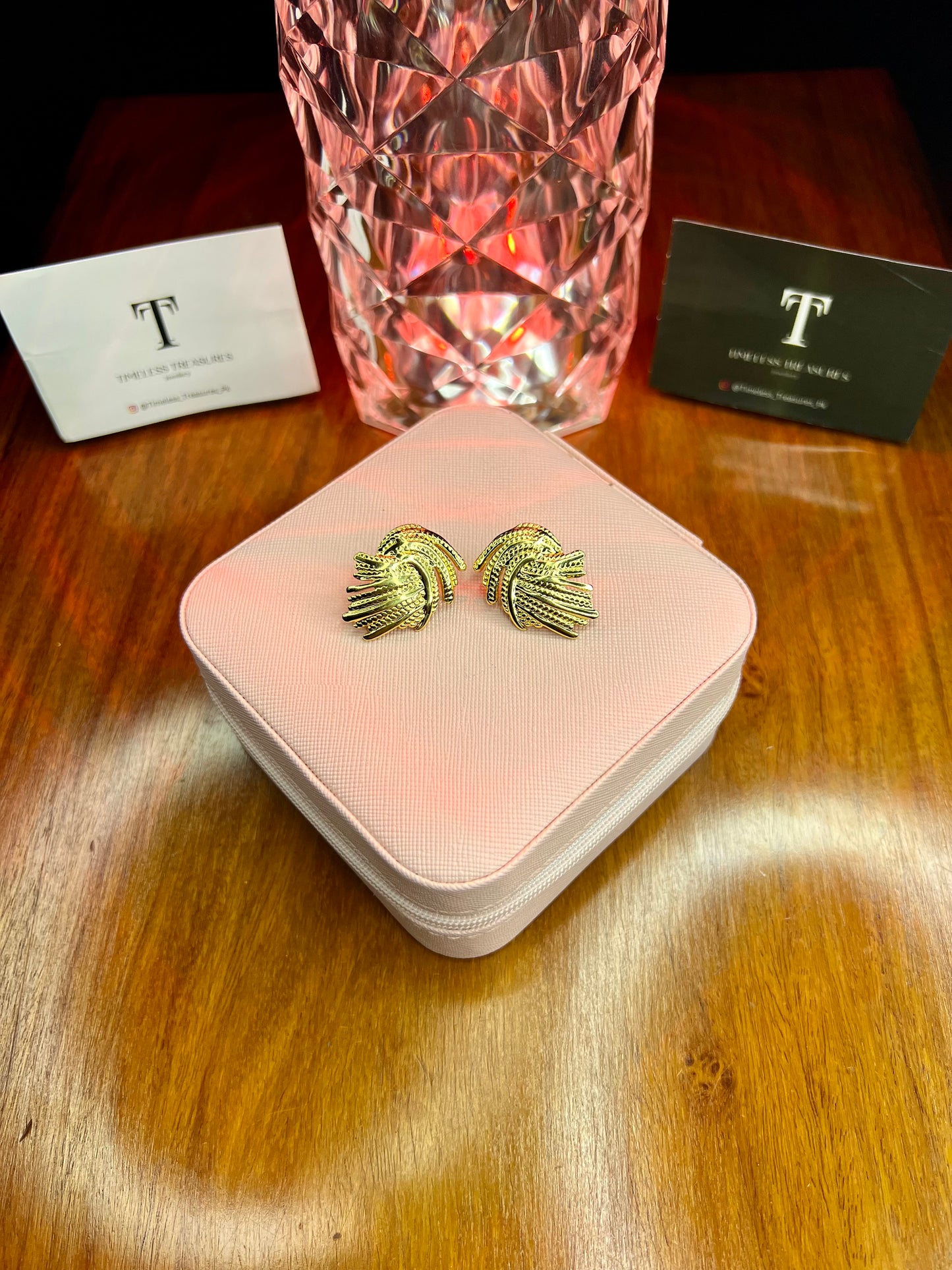 Premium Quality Stainless Steel 18k Fly Feather EarStuds