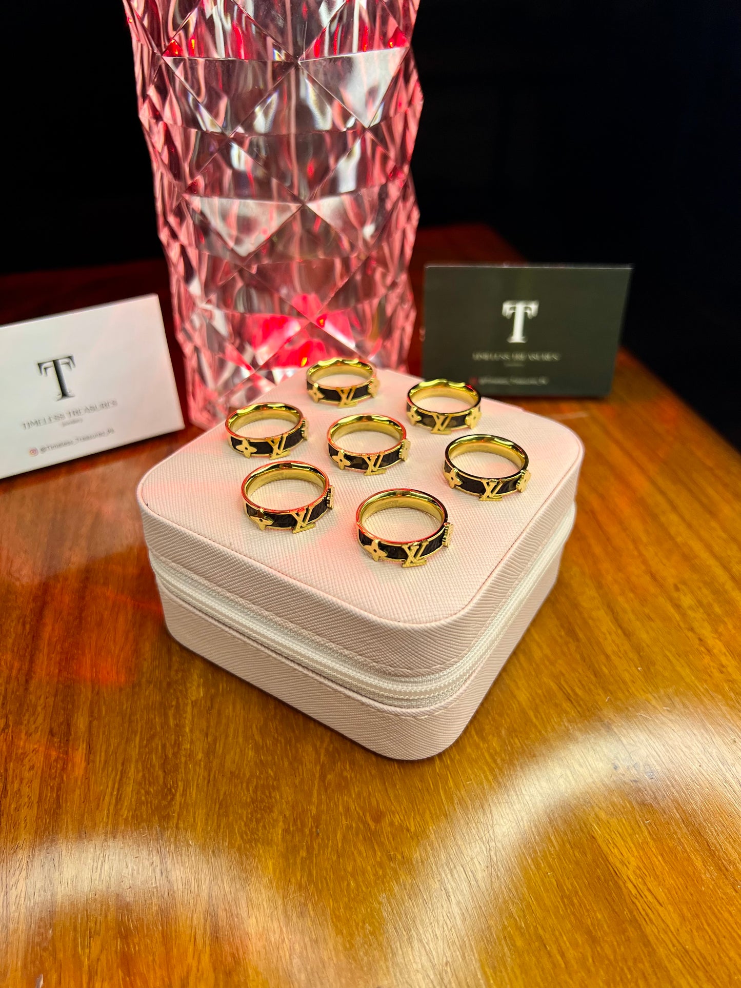 Premium Quality Stainless Steel 18k Lv Leather Gold Ring