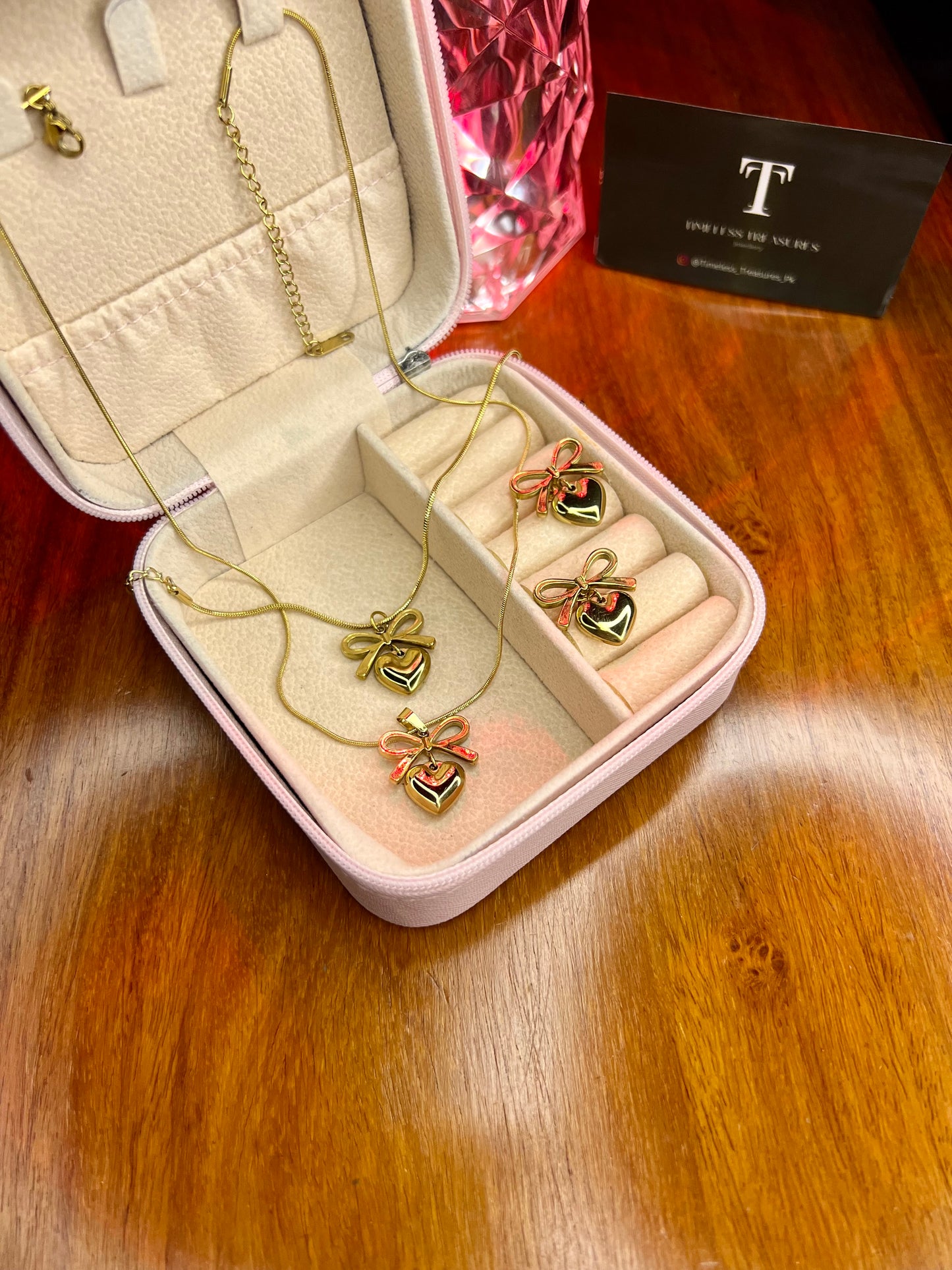 Premium Quality Stainless Steel 18k Golden Heart x Bow Luxury 3pc Set.