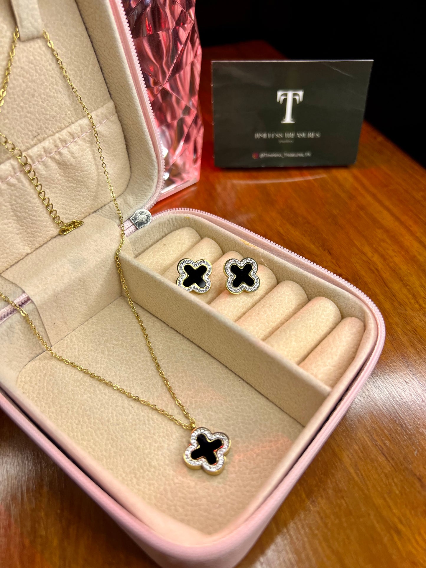 Premium Quality Stainless Steel 18k Luxury Clover Necklace Earring Set