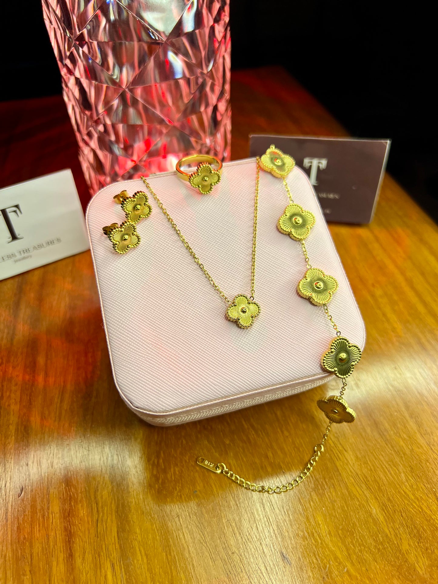 Premium Quality Stainless Steel 18k Golden Clover 4pc Set