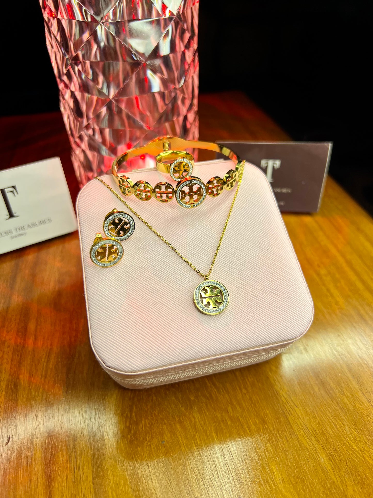 Premium Quality Stainless Steel 18k Tory Classic 4pc Complete Set