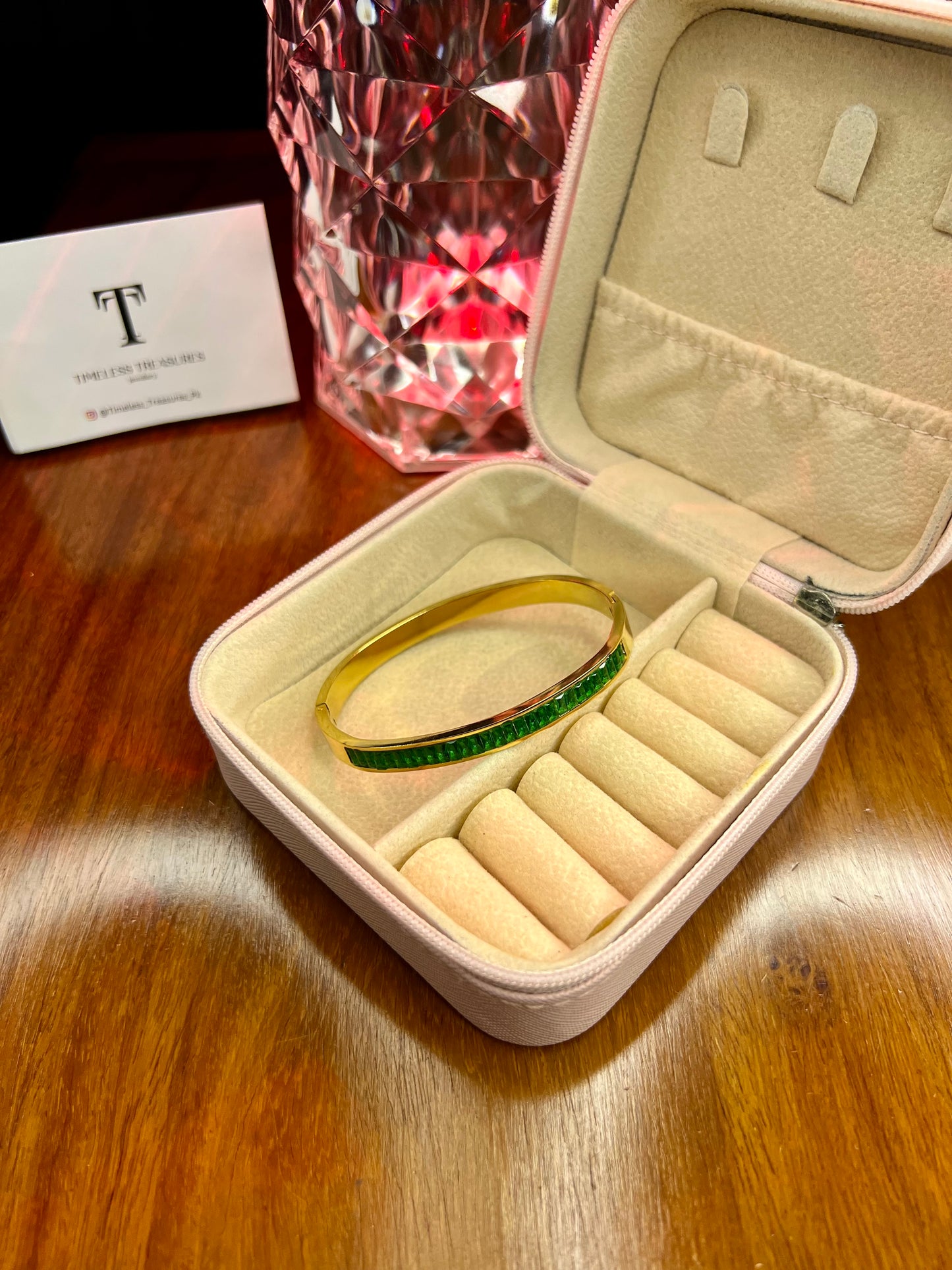 Premium Quality Stainless Steel 18k Green Stone Luxury Handcuff