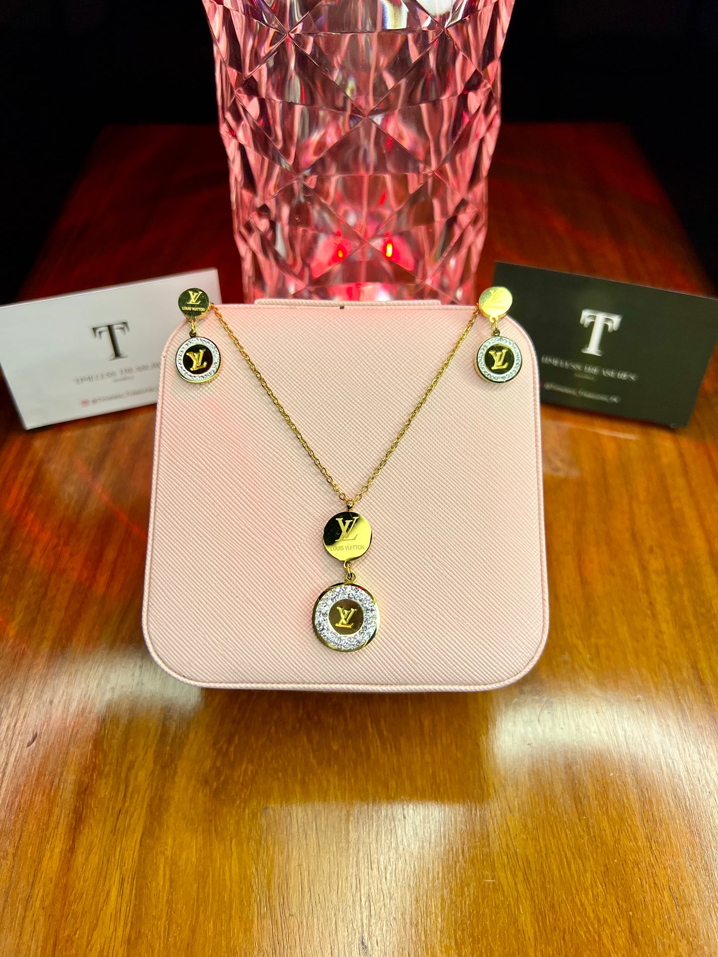 Premium Quality Stainless Steel 18k Lv Zircon Necklace Earring Set