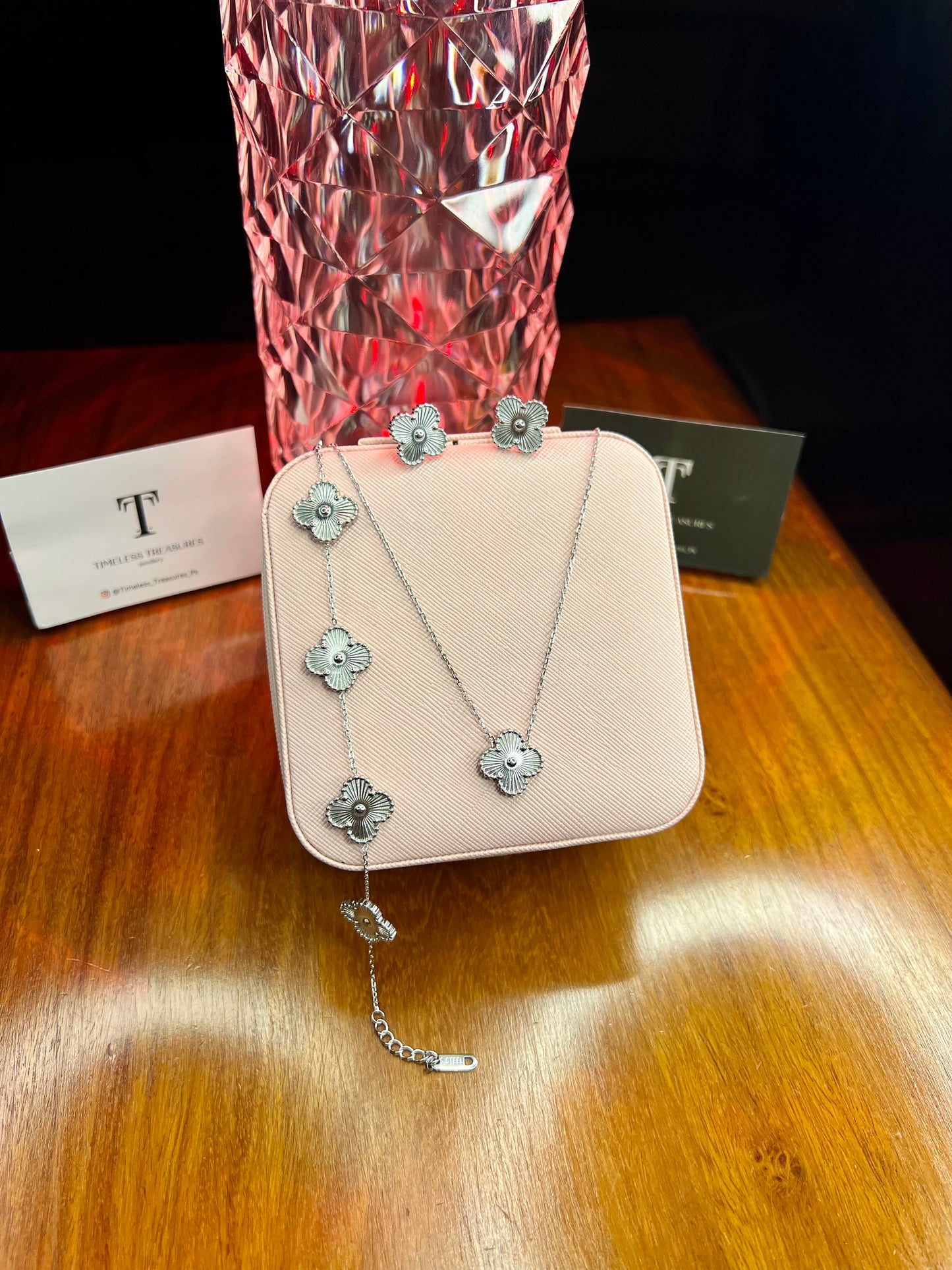 Premium Quality Stainless Steel 18k Silver Clover 3pc Set