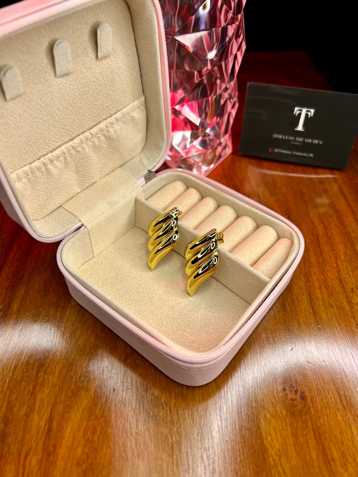 Premium Quality Stainless Steel 18k Auric Waves EarStuds