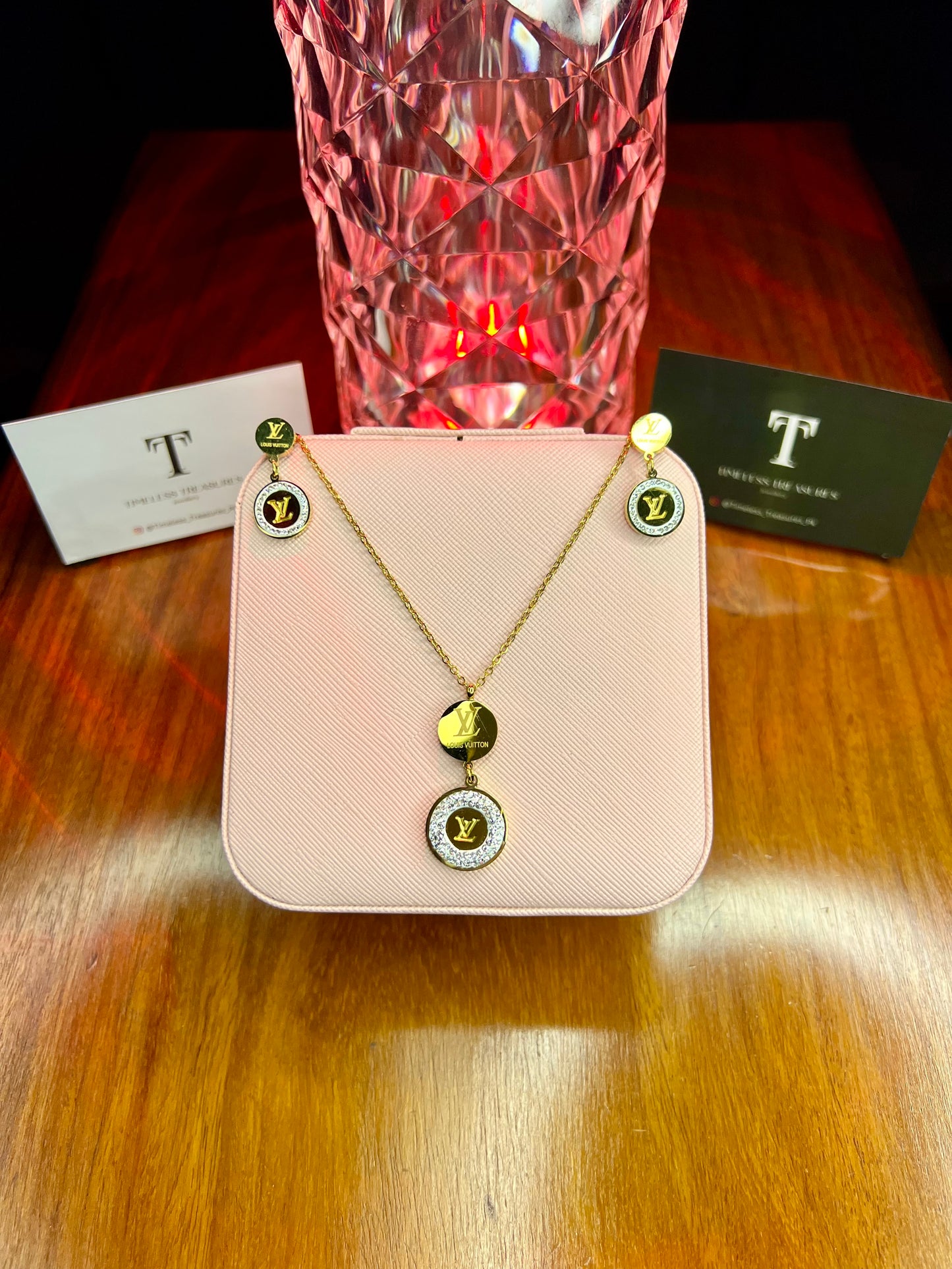 Premium Quality Stainless Steel 18k Lv Zircon Necklace Earring Set