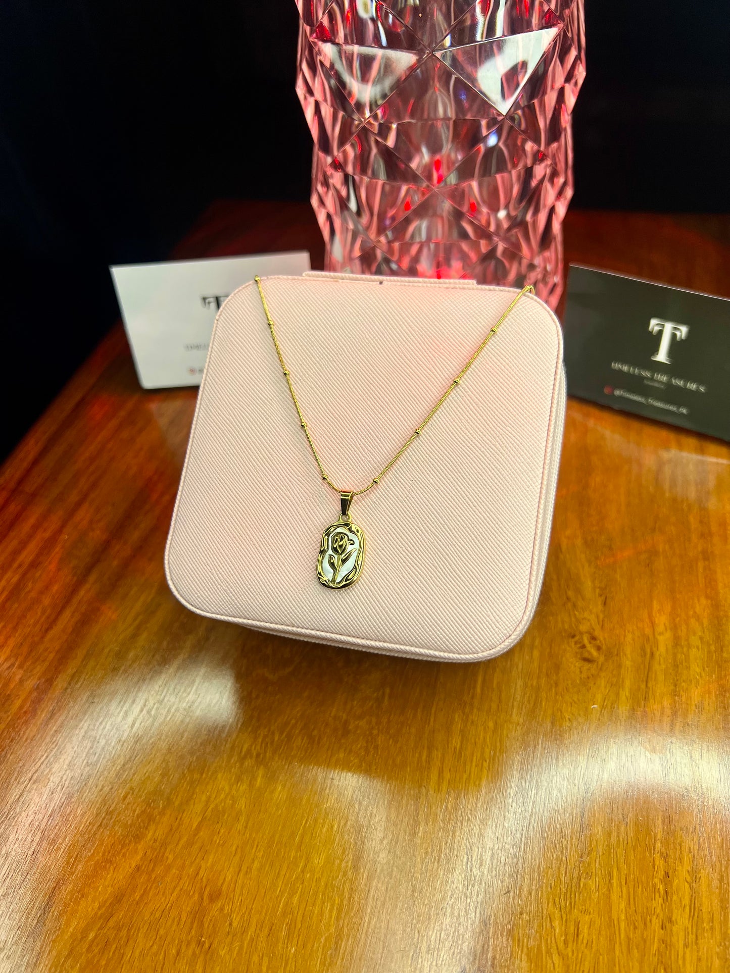 Premium Quality Stainless Steel 18k Gold Flower Luxury Necklace