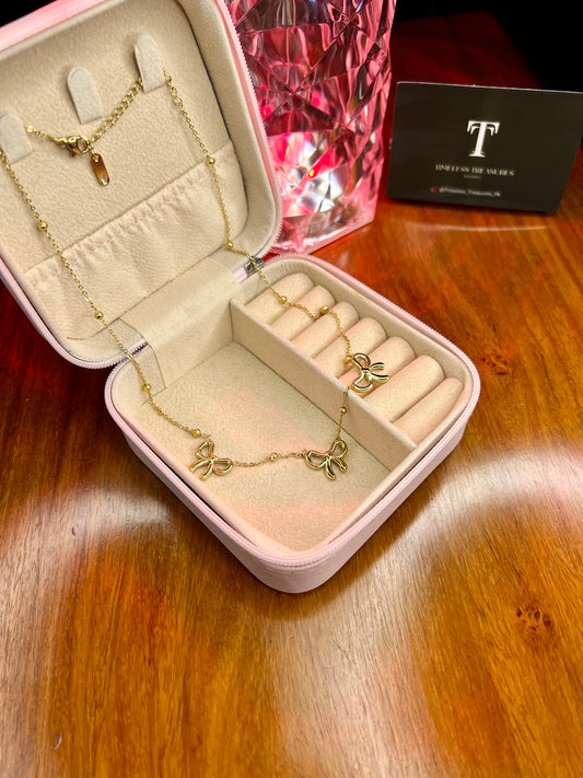 Premium Quality Stainless Steel 18k 3 Motifs Coquette Necklace