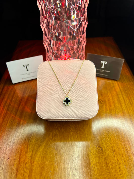 Premium Quality Stainless Steel 18k Black Clover Diamantés Necklace