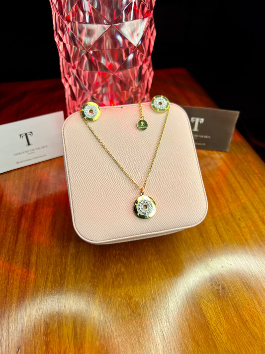 Premium Quality Stainless Steel 18k Lv Necklace Earring Set