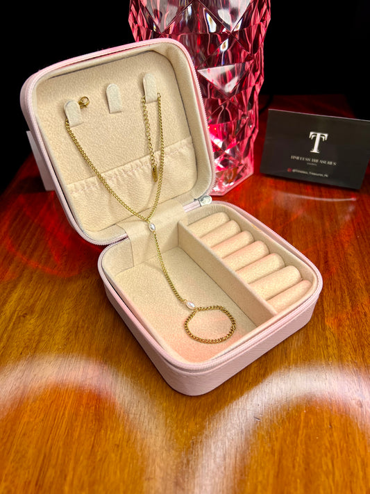 Premium Quality Stainless Steel 18k Serene Pearl Ringlet