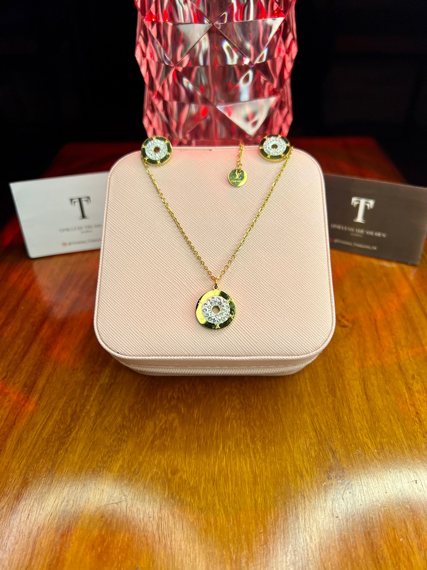 Premium Quality Stainless Steel 18k Lv Necklace Earring Set