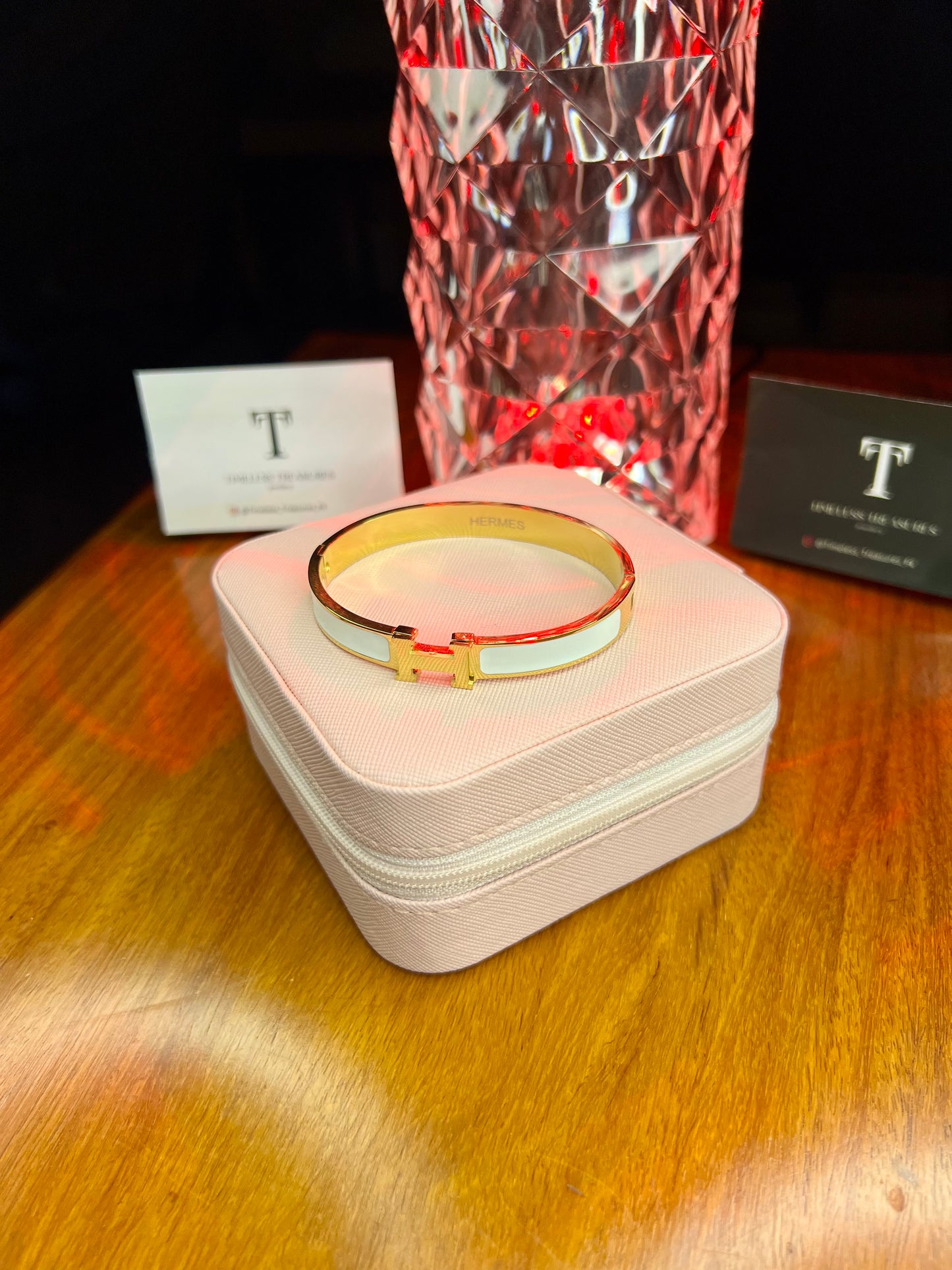 Premium Quality Stainless Steel 18k Hermes White Handcuff