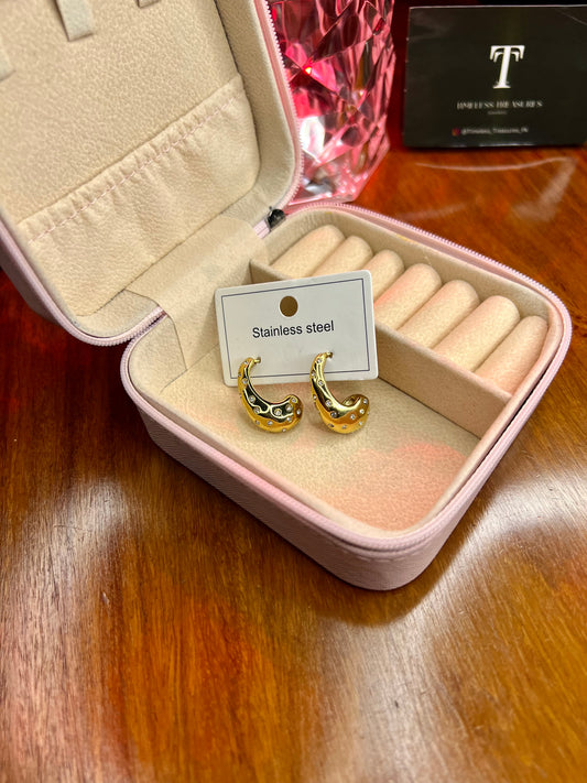 Premium Quality Stainless Steel 18k Luxury Stone Curve Hoops