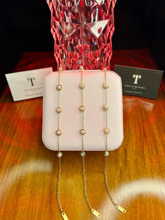 Premium Quality Stainless Steel 18k 5 Motifs Pearl Bracelet