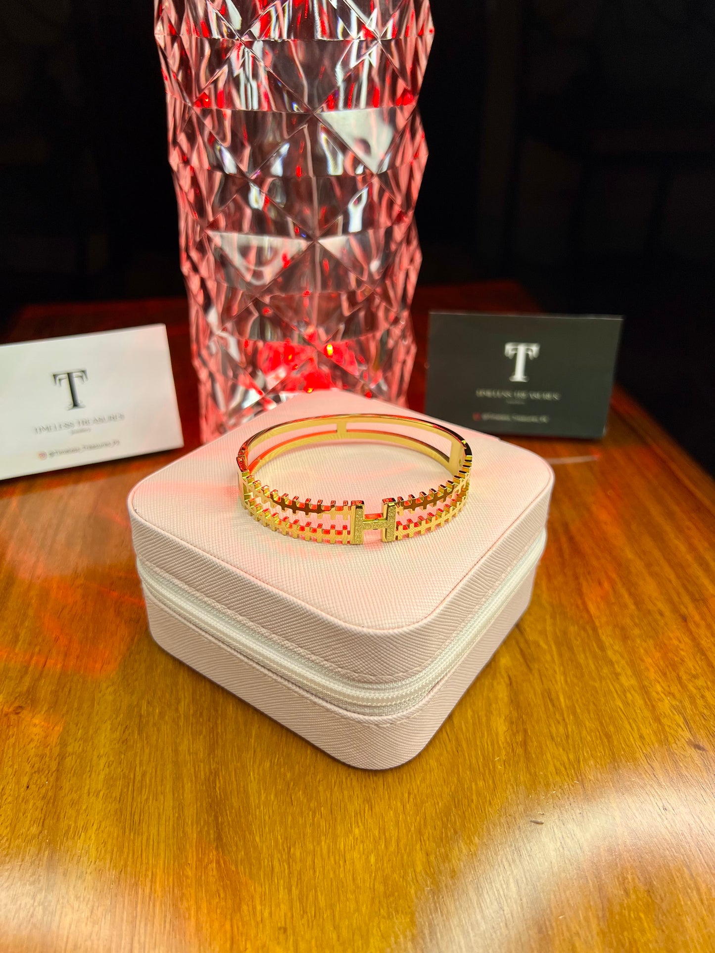 Premium Quality Stainless Steel 18k Golden Hermes Handcuff