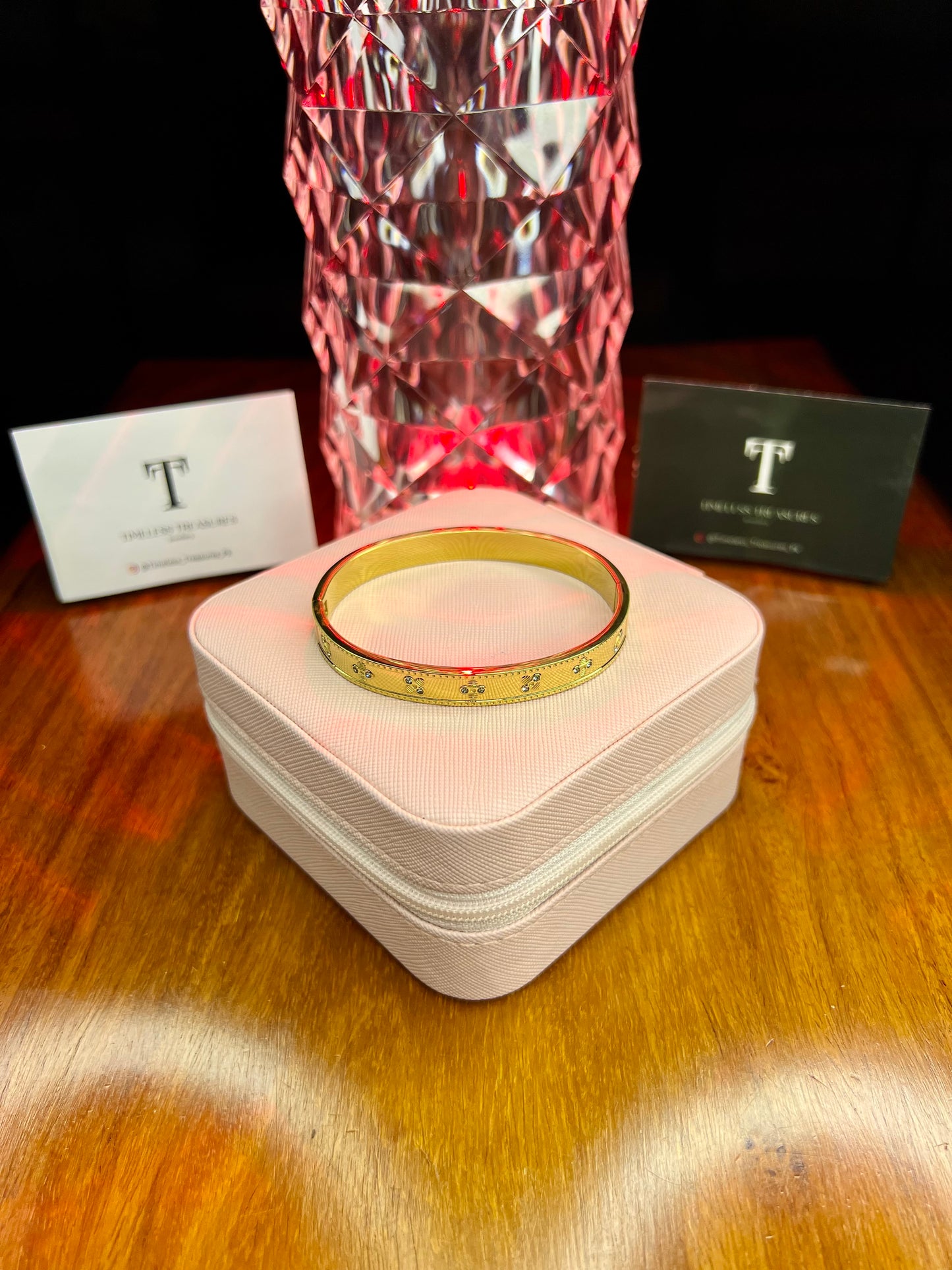 Premium Quality Stainless Steel 18k Stone Studded Vienna handcuff