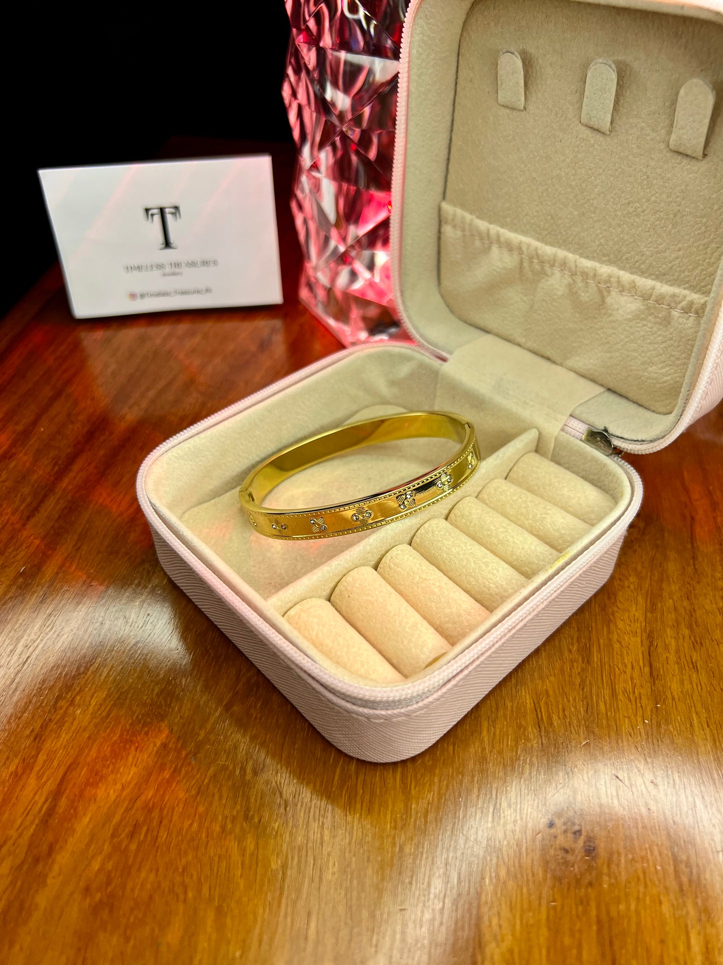 Premium Quality Stainless Steel 18k Stone Studded Vienna handcuff