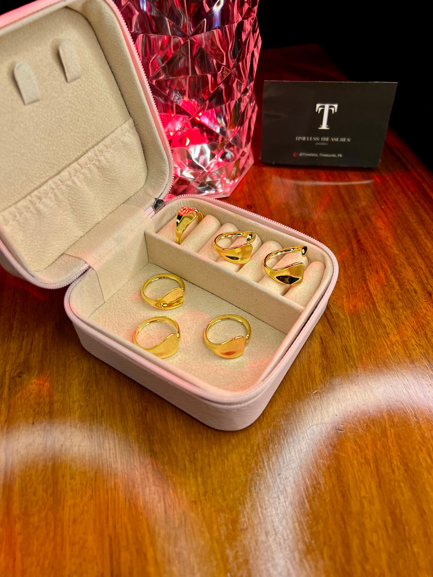 Premium Quality Stainless Steel 18k Royal Spiral Ring