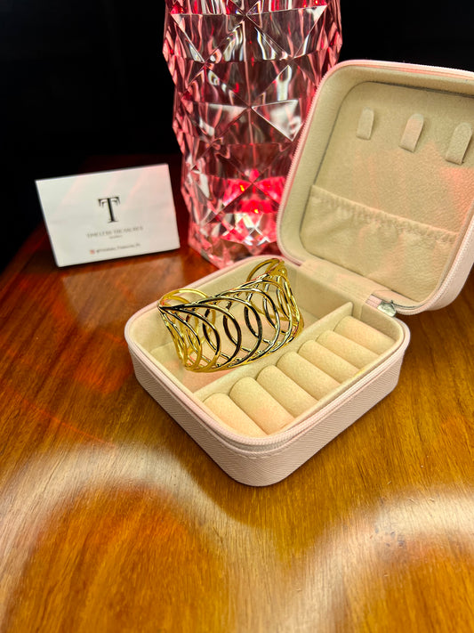 Premium Quality Stainless Steel 18k Linked Open Cuff