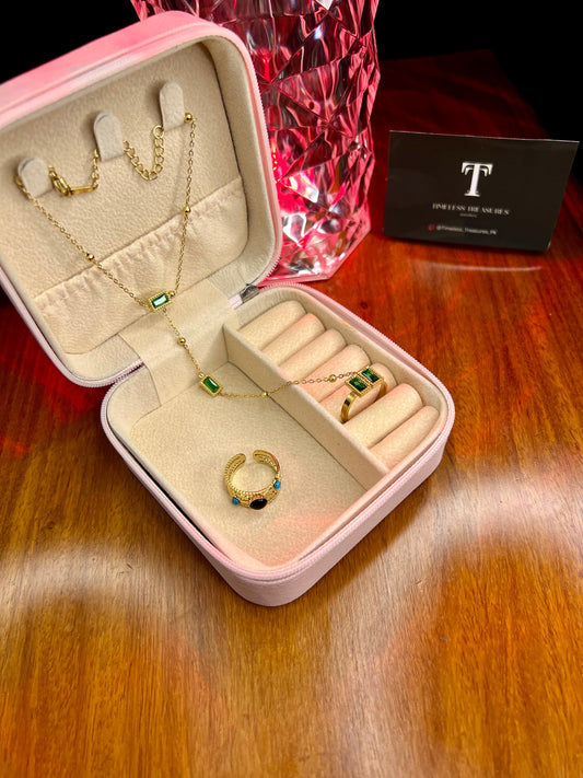 Premium Quality Stainless Steel 18k Green Stone Ringlet