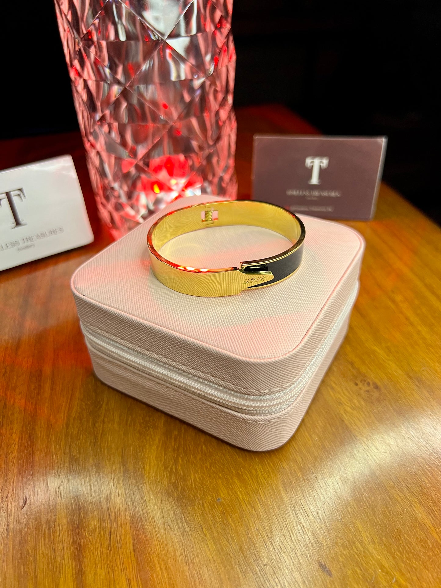 Premium Quality Stainless Steel 18k Gold N Black Arc Handcuff