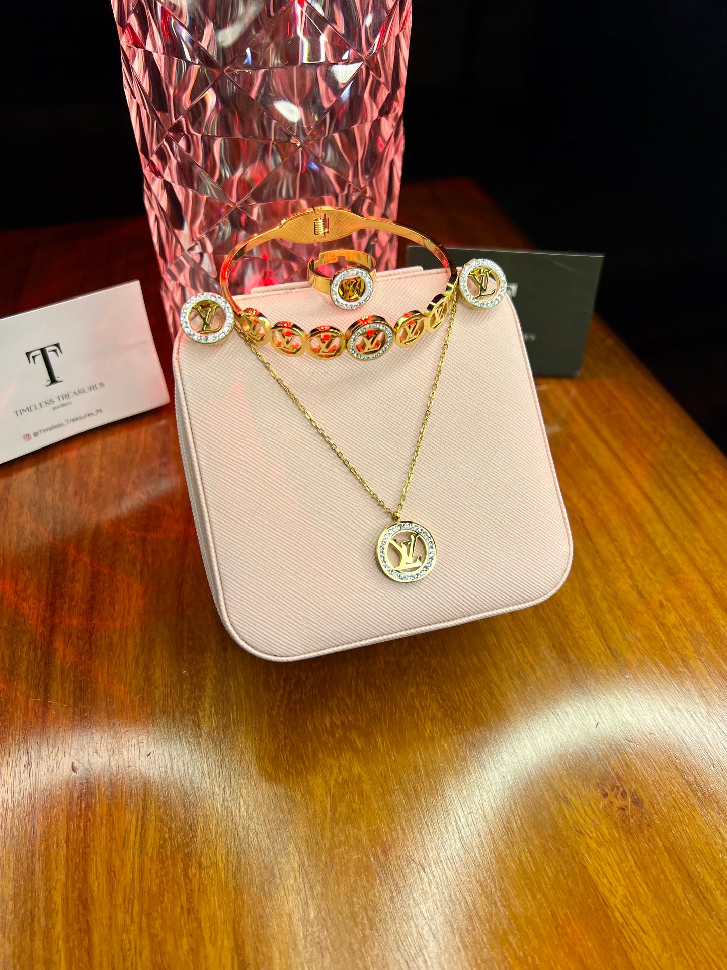 Premium Quality Stainless Steel 18k LV 4pc Complete Set