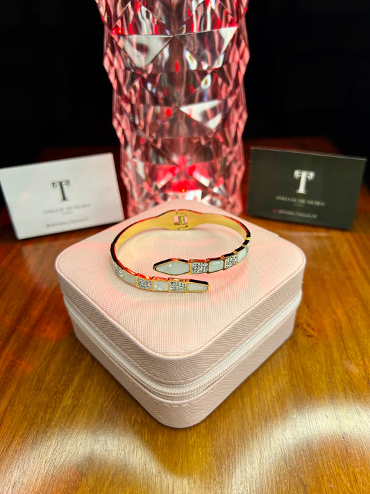 Premium Quality Stainless Steel 18k bvlgari White Handcuff